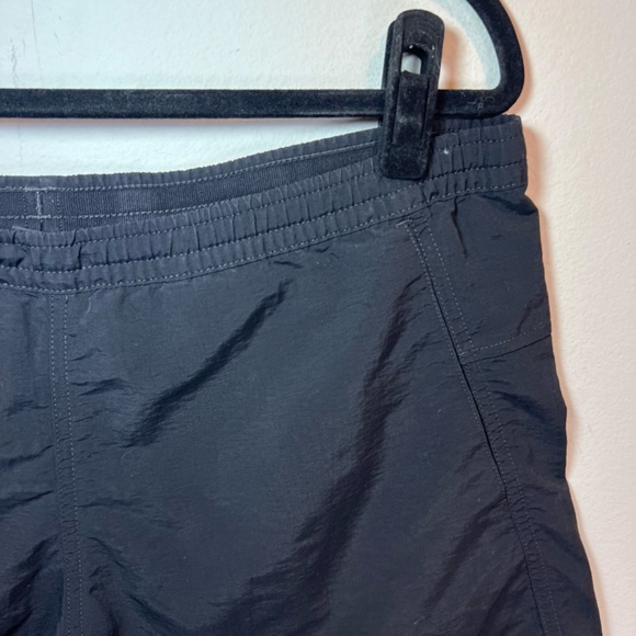 Patagonia Womens Nylon 5" Shorts Black Pull On Unlined Drawstring Outdoor Medium - Picture 2 of 11